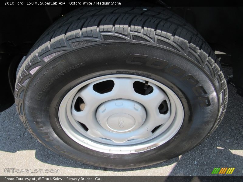 Oxford White / Medium Stone 2010 Ford F150 XL SuperCab 4x4