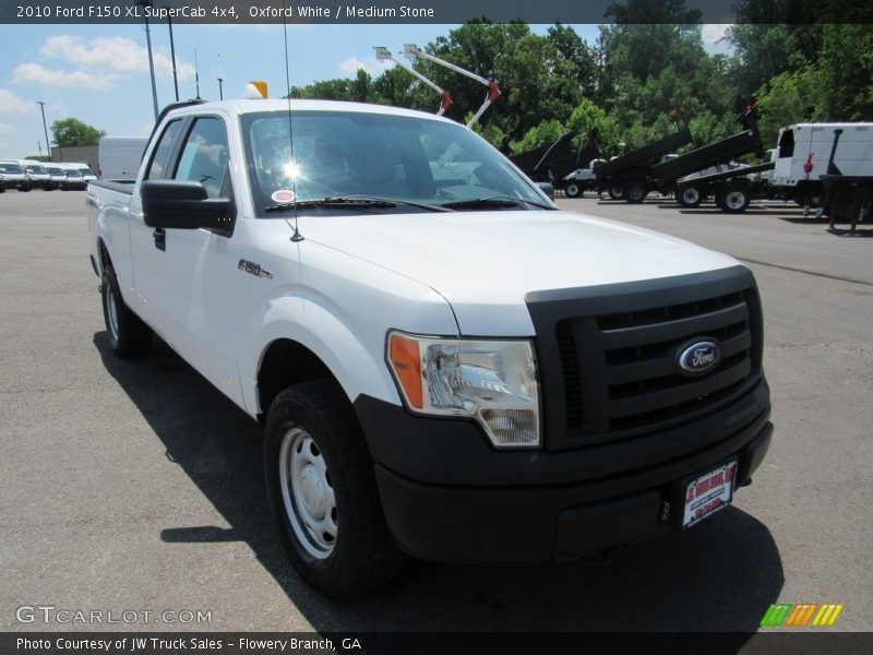 Oxford White / Medium Stone 2010 Ford F150 XL SuperCab 4x4