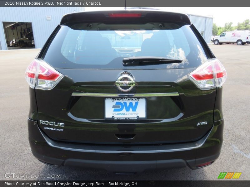 Midnight Jade / Charcoal 2016 Nissan Rogue S AWD