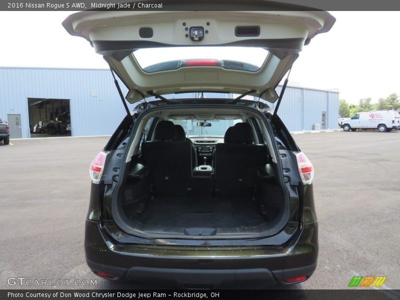 Midnight Jade / Charcoal 2016 Nissan Rogue S AWD
