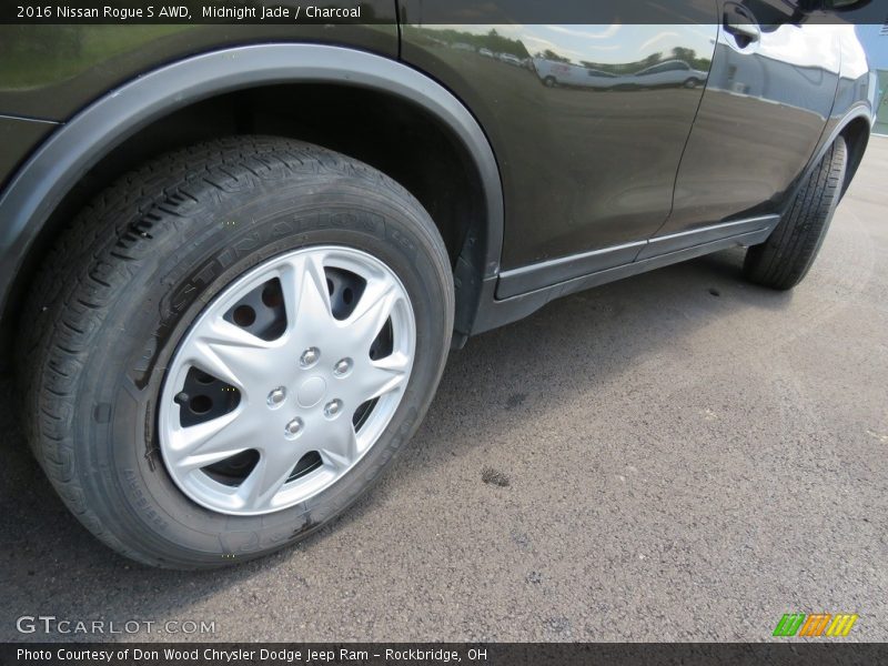 Midnight Jade / Charcoal 2016 Nissan Rogue S AWD
