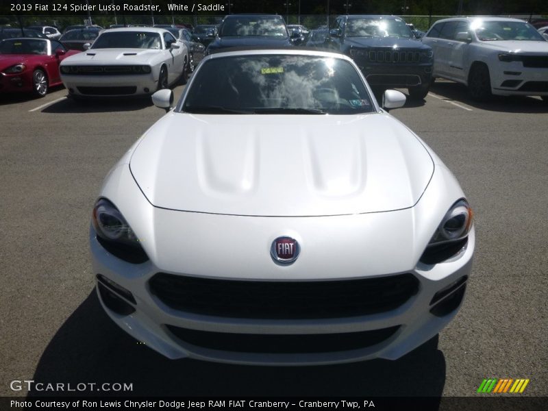 White / Saddle 2019 Fiat 124 Spider Lusso Roadster