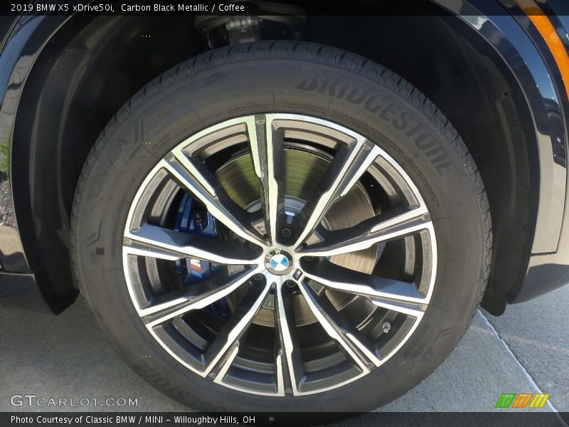 Carbon Black Metallic / Coffee 2019 BMW X5 xDrive50i
