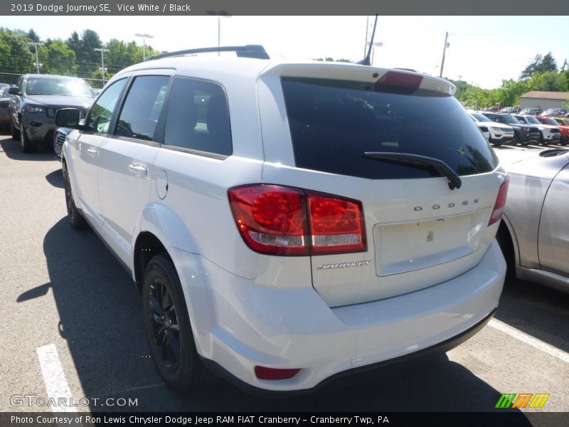 Vice White / Black 2019 Dodge Journey SE
