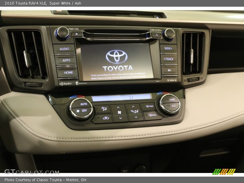 Super White / Ash 2016 Toyota RAV4 XLE