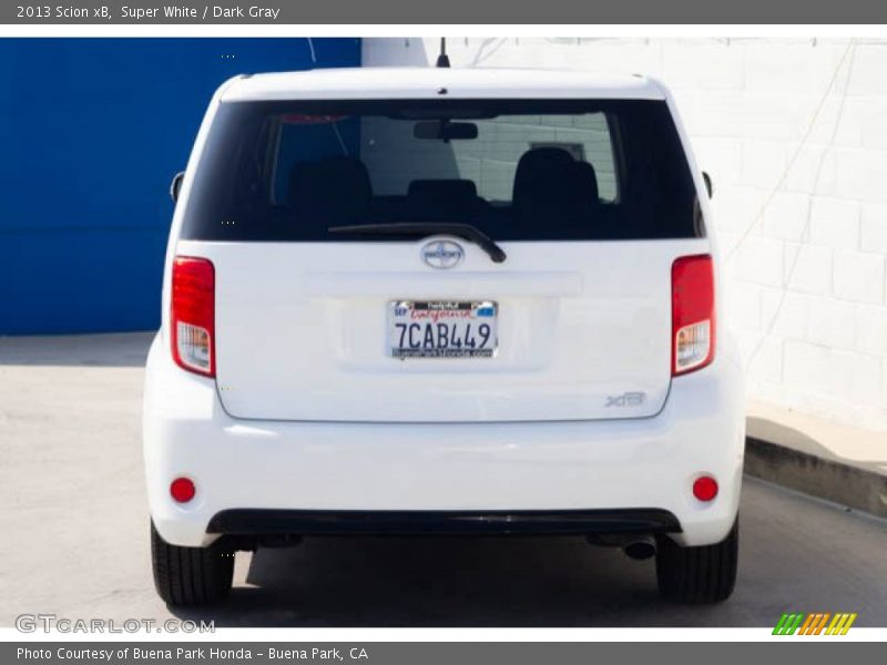 Super White / Dark Gray 2013 Scion xB