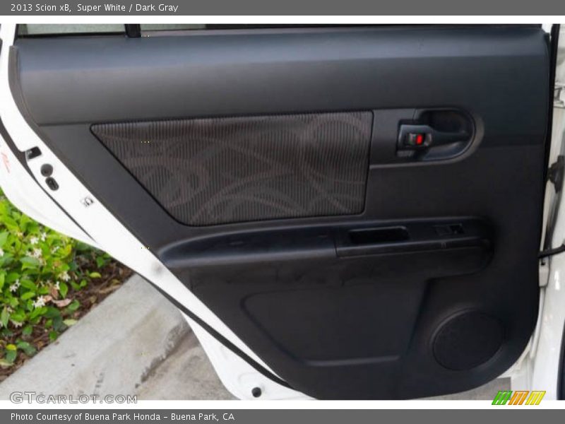 Super White / Dark Gray 2013 Scion xB