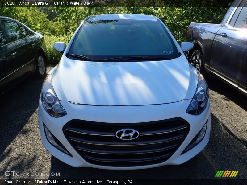 Ceramic White / Black 2016 Hyundai Elantra GT