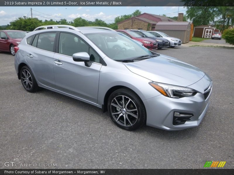 Front 3/4 View of 2019 Impreza 2.0i Limited 5-Door