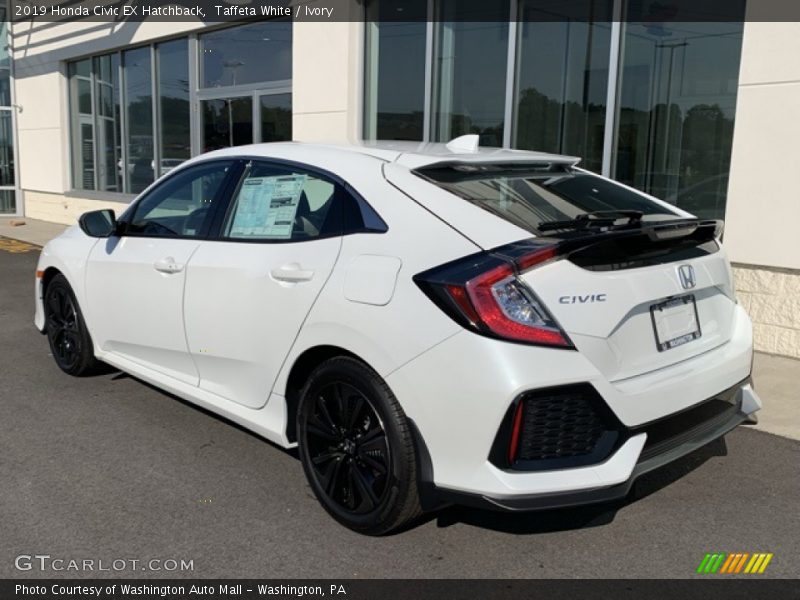 Taffeta White / Ivory 2019 Honda Civic EX Hatchback