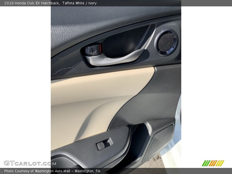 Taffeta White / Ivory 2019 Honda Civic EX Hatchback