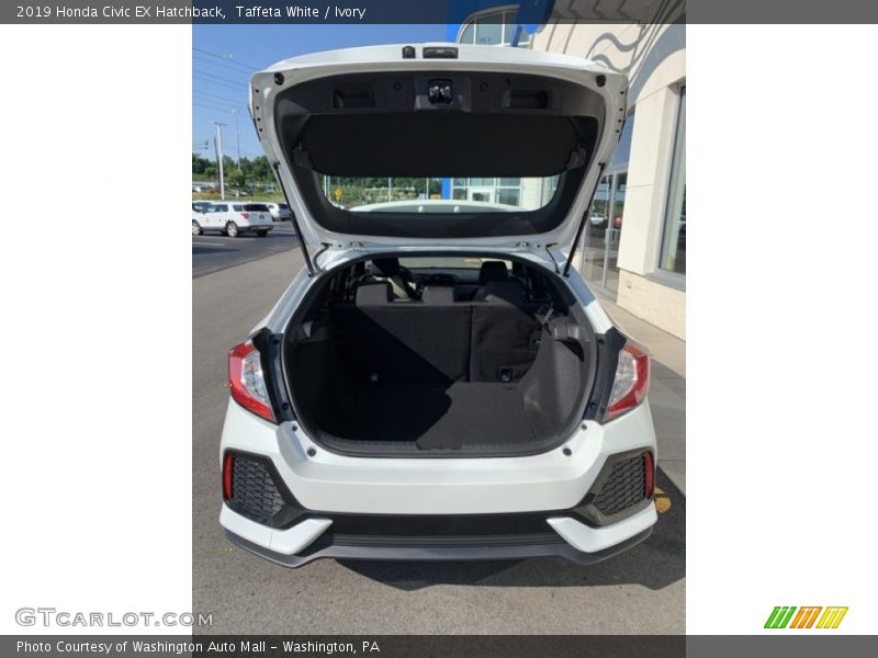 Taffeta White / Ivory 2019 Honda Civic EX Hatchback