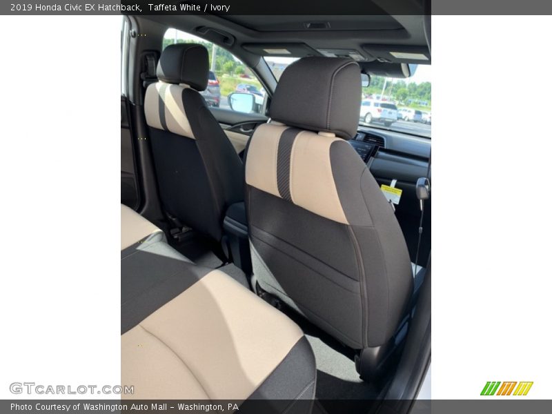 Taffeta White / Ivory 2019 Honda Civic EX Hatchback