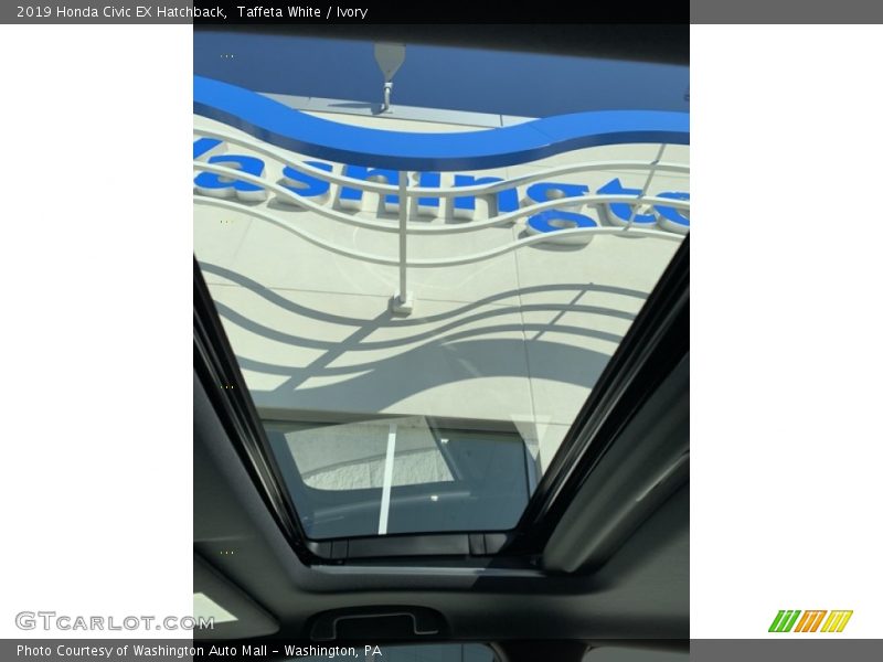 Taffeta White / Ivory 2019 Honda Civic EX Hatchback