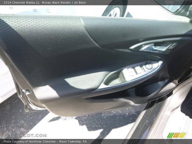 Mosaic Black Metallic / Jet Black 2019 Chevrolet Malibu LS
