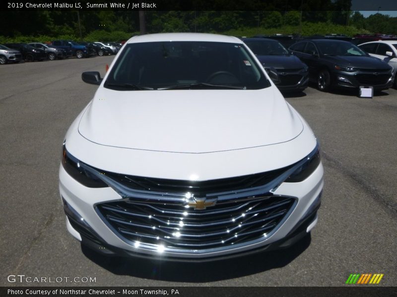 Summit White / Jet Black 2019 Chevrolet Malibu LS