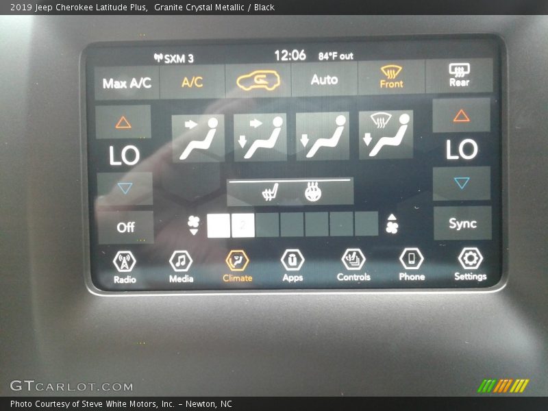 Granite Crystal Metallic / Black 2019 Jeep Cherokee Latitude Plus