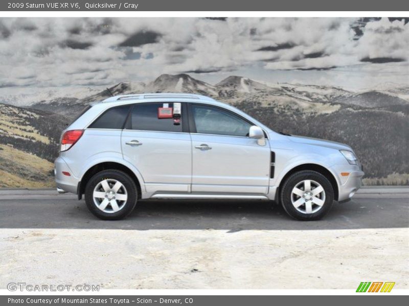 Quicksilver / Gray 2009 Saturn VUE XR V6