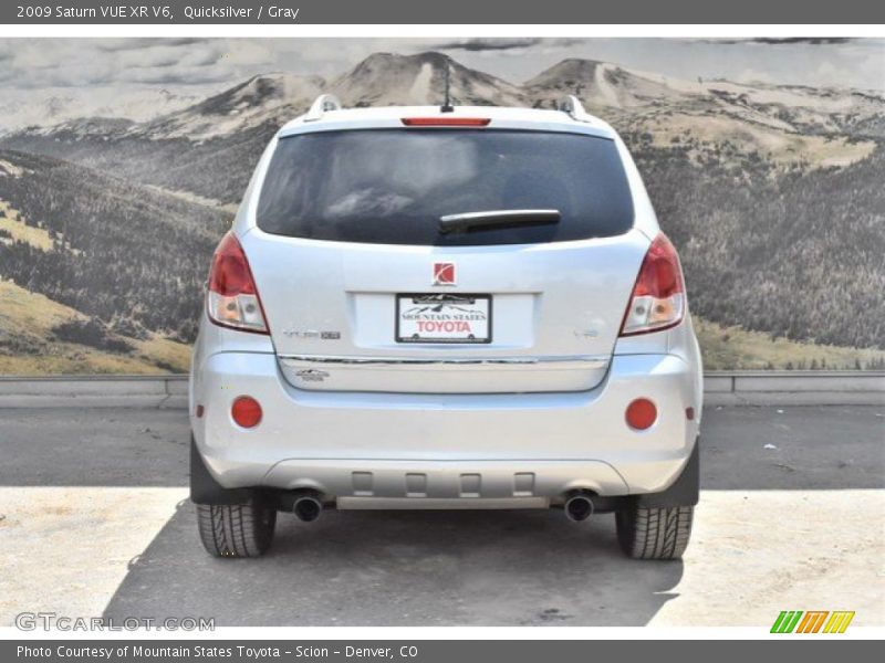 Quicksilver / Gray 2009 Saturn VUE XR V6