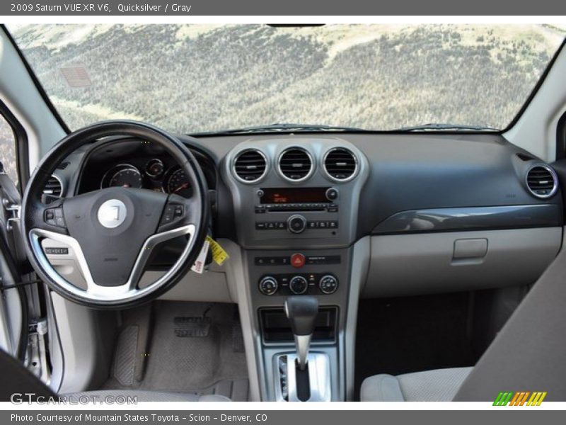 Quicksilver / Gray 2009 Saturn VUE XR V6