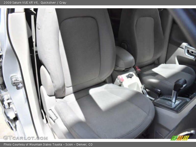 Quicksilver / Gray 2009 Saturn VUE XR V6