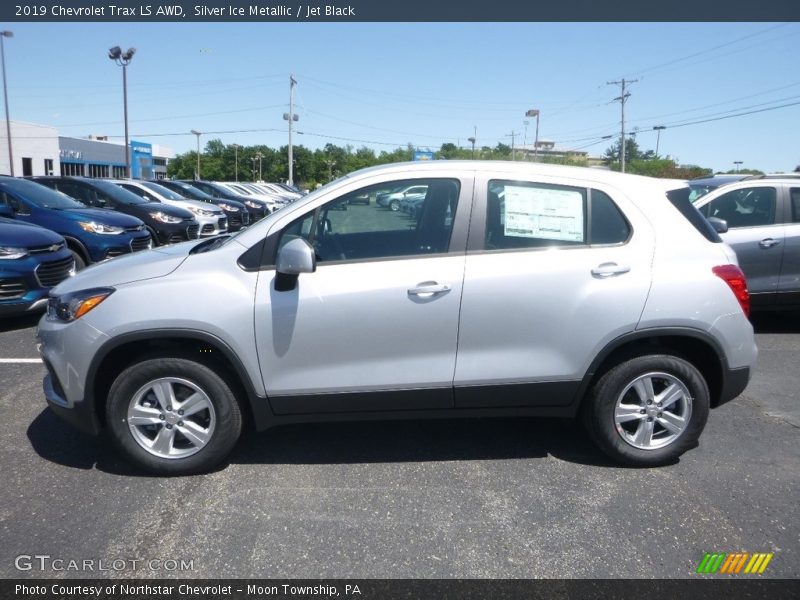 Silver Ice Metallic / Jet Black 2019 Chevrolet Trax LS AWD