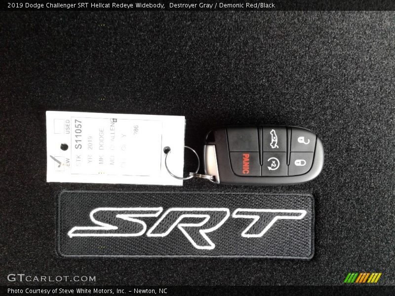 Keys of 2019 Challenger SRT Hellcat Redeye Widebody