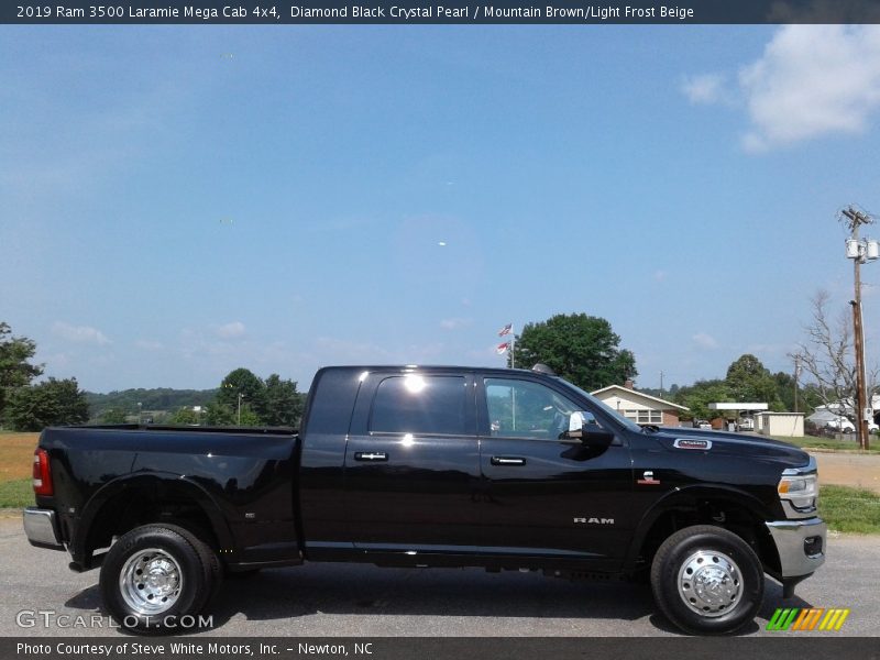 Diamond Black Crystal Pearl / Mountain Brown/Light Frost Beige 2019 Ram 3500 Laramie Mega Cab 4x4