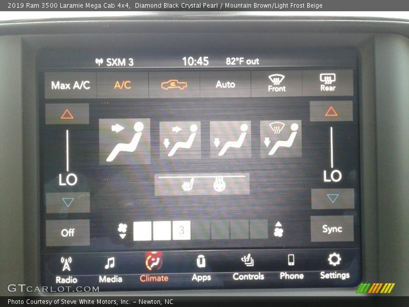 Diamond Black Crystal Pearl / Mountain Brown/Light Frost Beige 2019 Ram 3500 Laramie Mega Cab 4x4