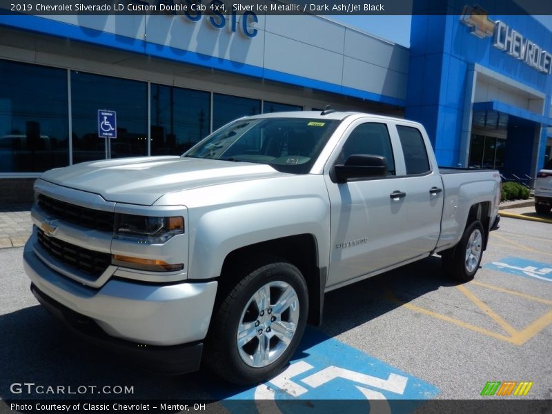 Silver Ice Metallic / Dark Ash/Jet Black 2019 Chevrolet Silverado LD Custom Double Cab 4x4