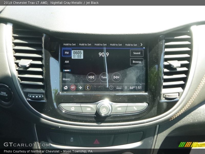 Nightfall Gray Metallic / Jet Black 2019 Chevrolet Trax LT AWD