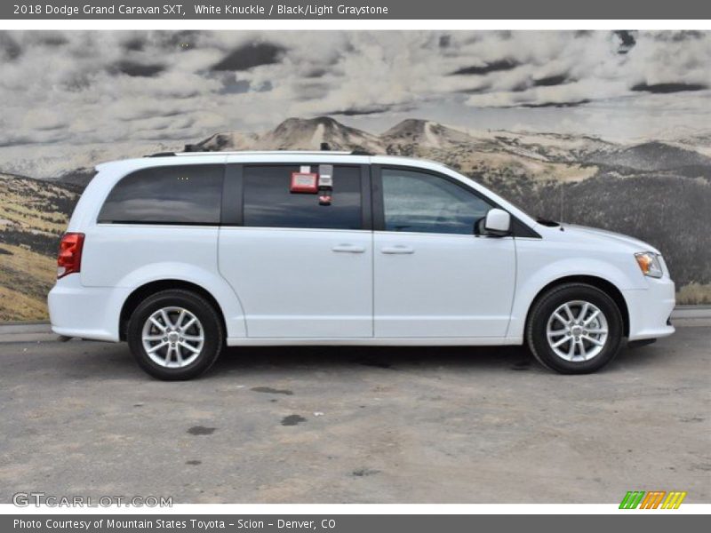 White Knuckle / Black/Light Graystone 2018 Dodge Grand Caravan SXT