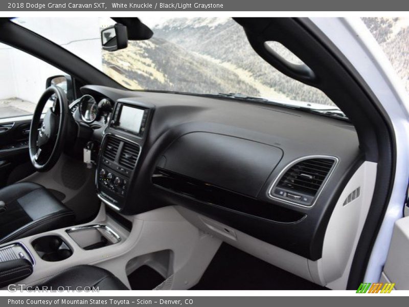 White Knuckle / Black/Light Graystone 2018 Dodge Grand Caravan SXT