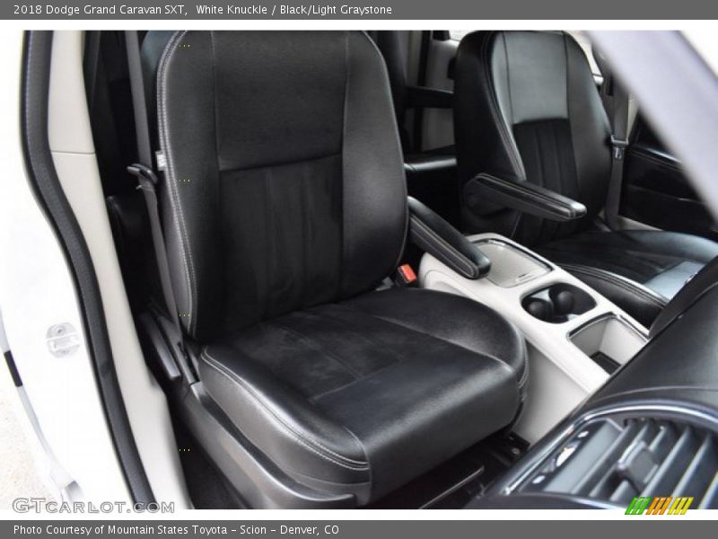 White Knuckle / Black/Light Graystone 2018 Dodge Grand Caravan SXT