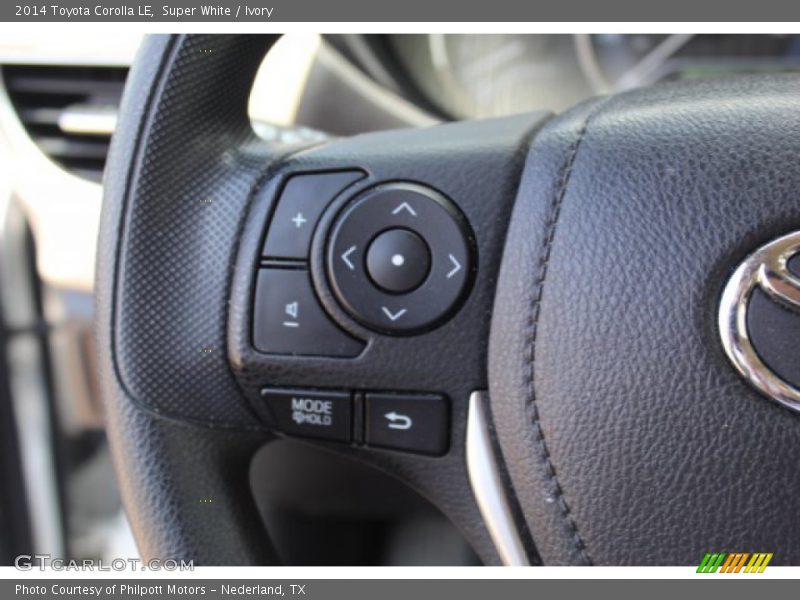 Super White / Ivory 2014 Toyota Corolla LE