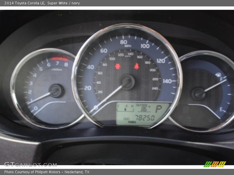 Super White / Ivory 2014 Toyota Corolla LE