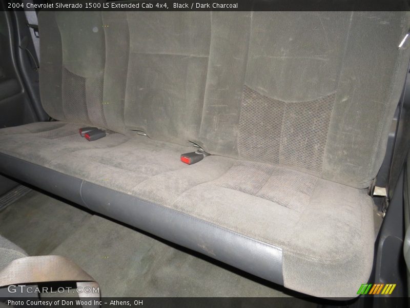 Black / Dark Charcoal 2004 Chevrolet Silverado 1500 LS Extended Cab 4x4