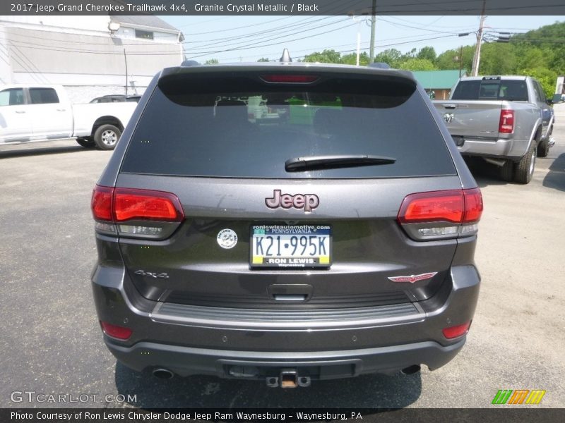 Granite Crystal Metallic / Black 2017 Jeep Grand Cherokee Trailhawk 4x4