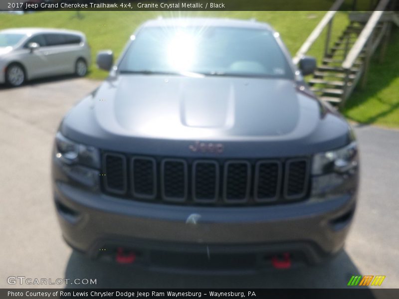 Granite Crystal Metallic / Black 2017 Jeep Grand Cherokee Trailhawk 4x4