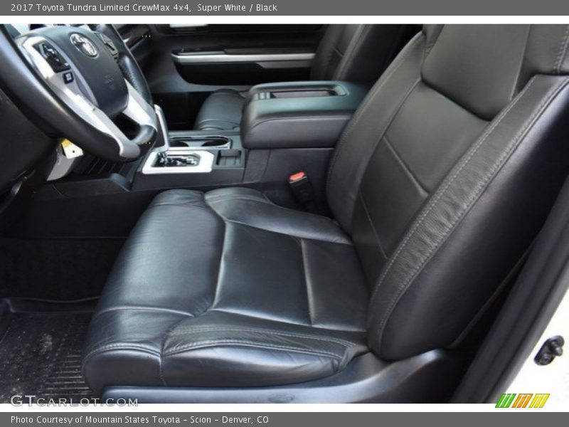 Super White / Black 2017 Toyota Tundra Limited CrewMax 4x4