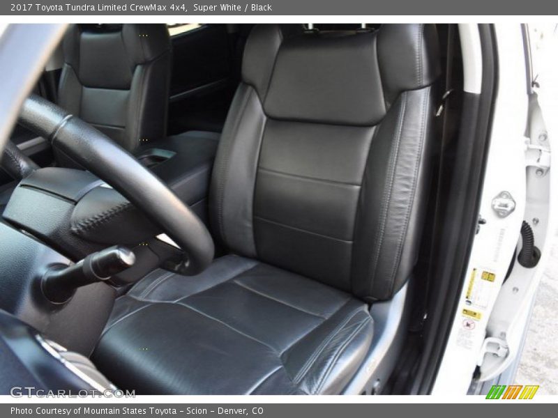 Super White / Black 2017 Toyota Tundra Limited CrewMax 4x4