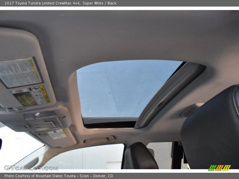 Super White / Black 2017 Toyota Tundra Limited CrewMax 4x4