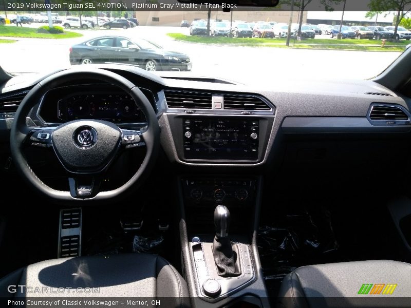 Platinum Gray Metallic / Titan Black 2019 Volkswagen Tiguan SEL 4MOTION