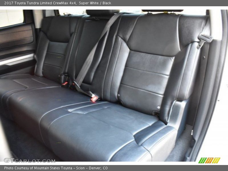 Super White / Black 2017 Toyota Tundra Limited CrewMax 4x4