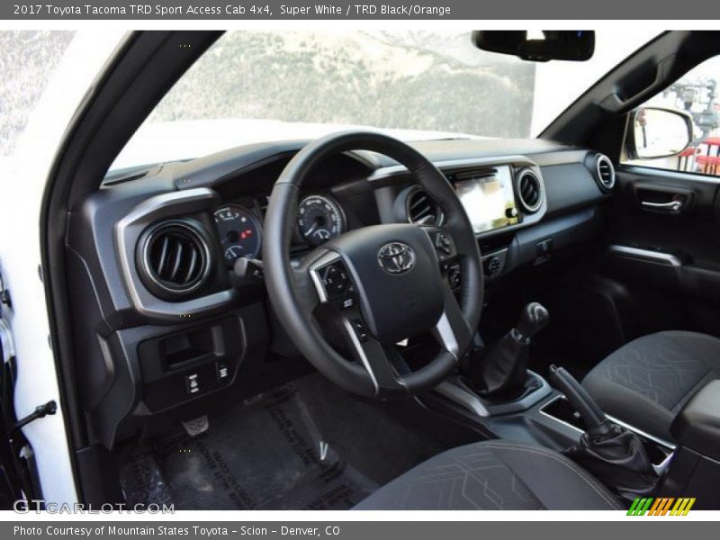 Super White / TRD Black/Orange 2017 Toyota Tacoma TRD Sport Access Cab 4x4
