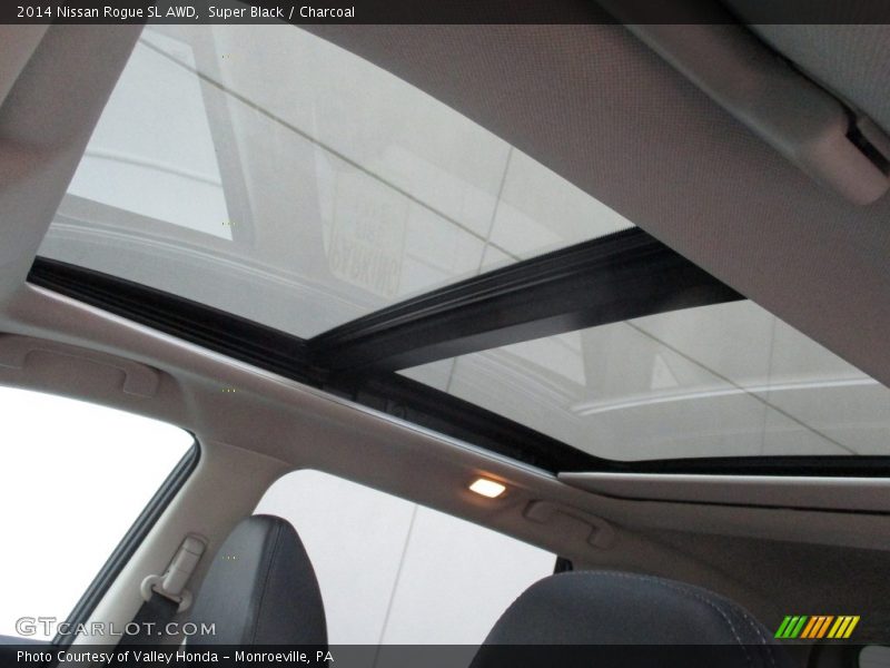 Super Black / Charcoal 2014 Nissan Rogue SL AWD