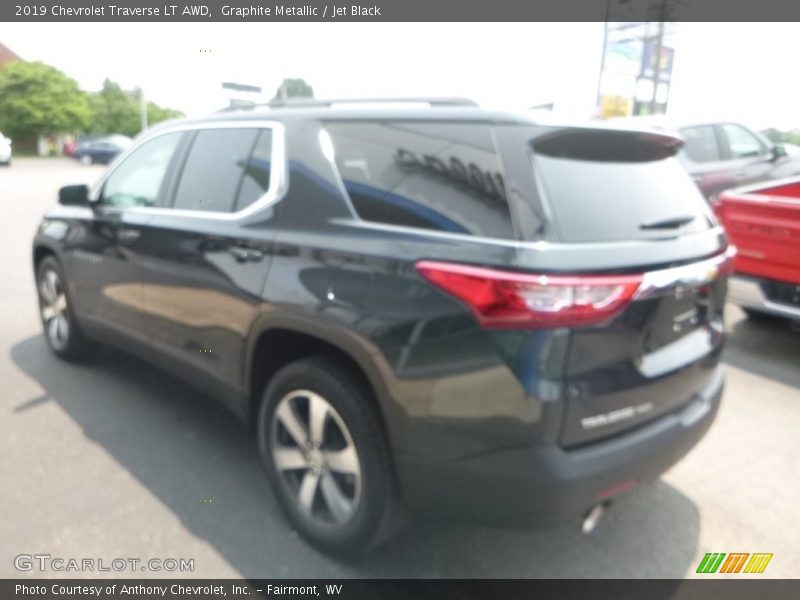 Graphite Metallic / Jet Black 2019 Chevrolet Traverse LT AWD