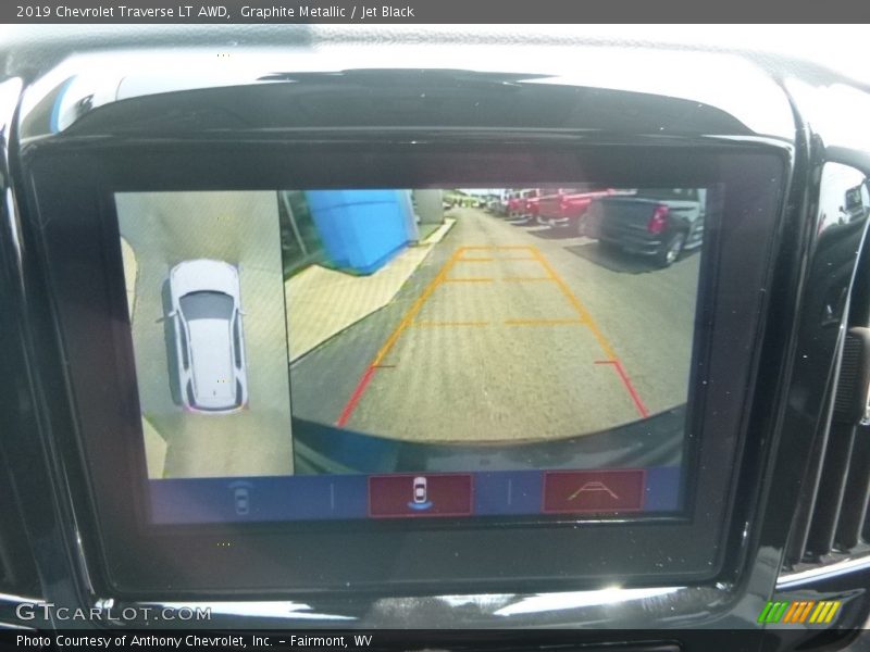 Graphite Metallic / Jet Black 2019 Chevrolet Traverse LT AWD
