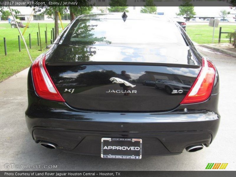 Ebony / Jet/Ivory 2017 Jaguar XJ R-Sport