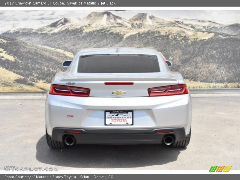 Silver Ice Metallic / Jet Black 2017 Chevrolet Camaro LT Coupe